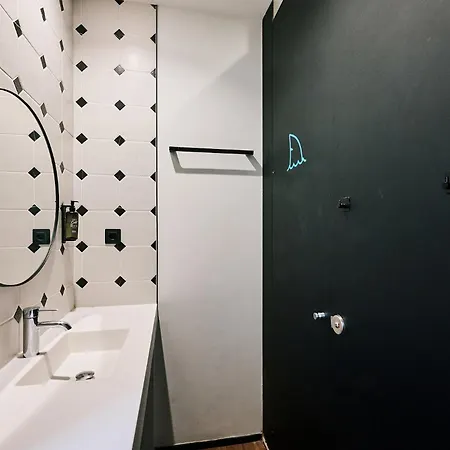 Toc Hostal *